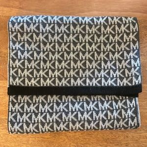 Michael Kors logo scarf